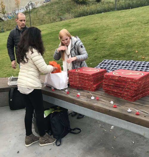 Bilder fra sommerfest 2017. Klargjøring før innrykk av sultne Oslo-guider
